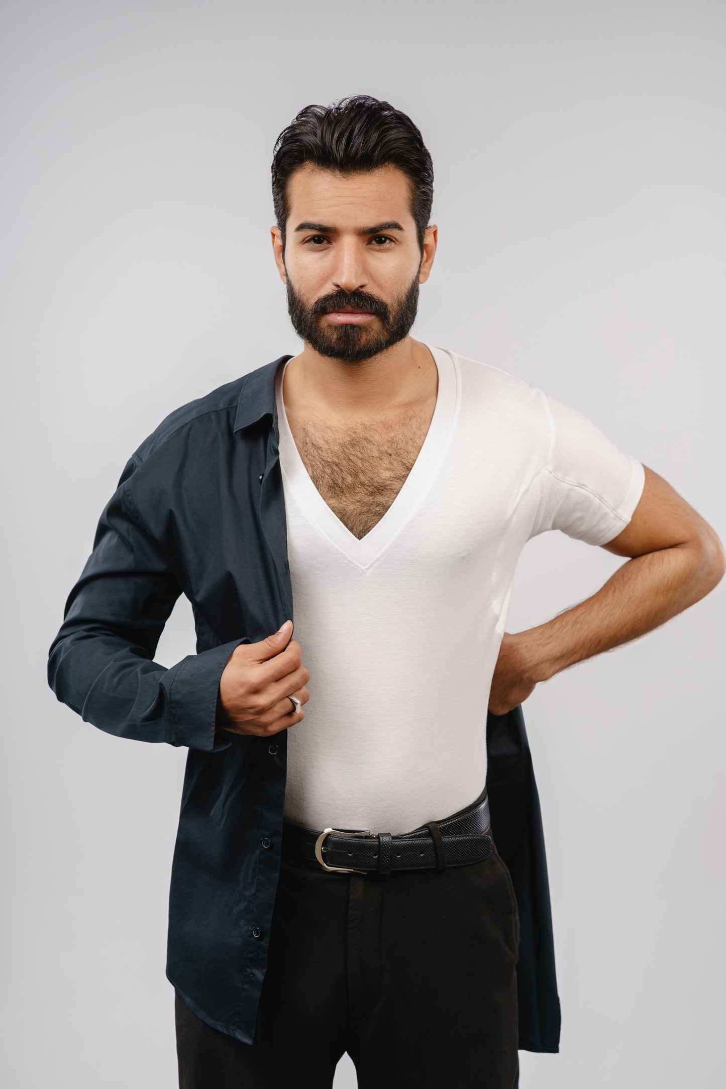 فانيلة بدرع زيوس رقبة V 